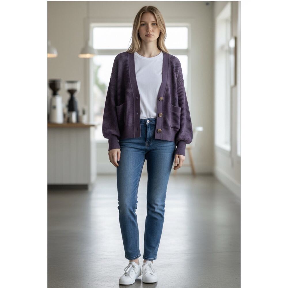 Urban Outfitters purple cropped button-front cardigan sweater size Medium
